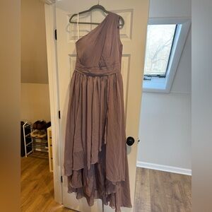 Women’s chiffon gown mauve / dusty purple